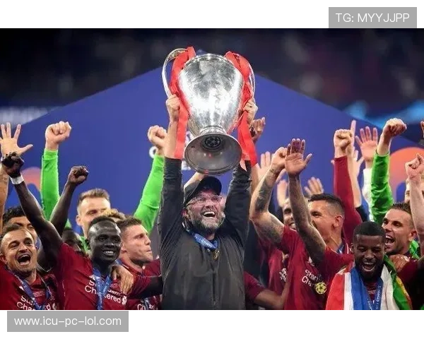 足球球星如何通过奋斗与成功回报父母恩情与付出